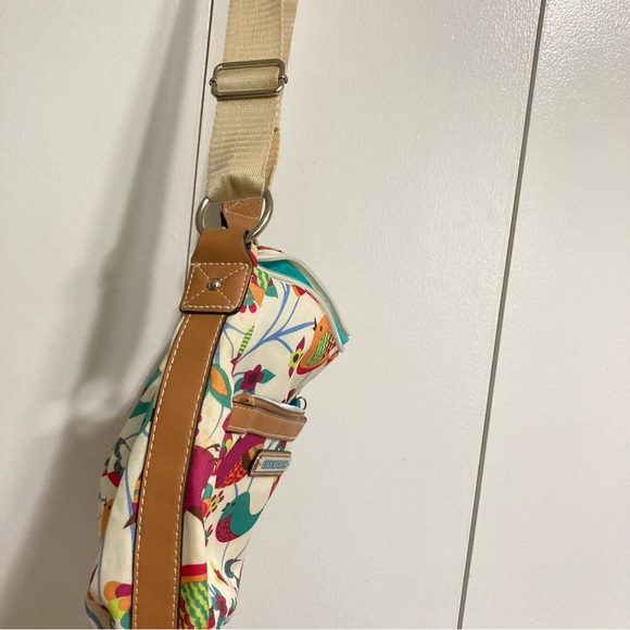 Lily Bloom Birds Blooms and Flowers Adjustable Shoulder Bag 14 x 10 x 4 inches - Picture 9 of 16